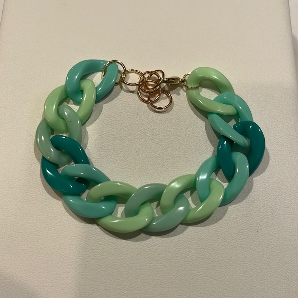 Handmade Green Plastic Chain Link Bracelet